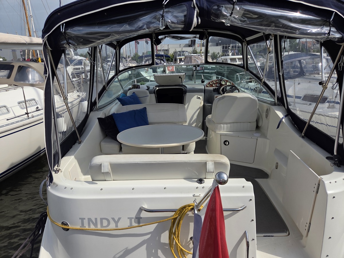 foto: 30 Bayliner 275