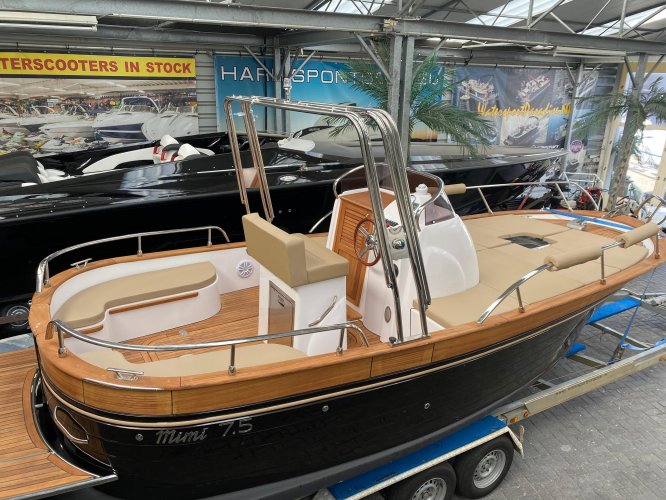 foto: 22 Cantieri Mimi Gozzo Libeccio 750 Open - NIEUW 2021 - (Yanmar 110PK Diesel)