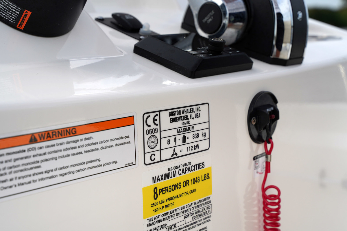 foto: 38 Boston Whaler 190 Montauk