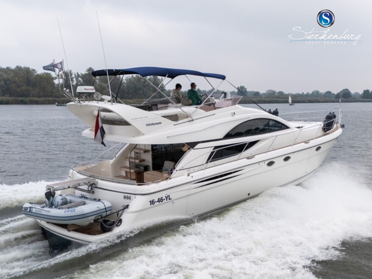 foto: 83 Fairline Phantom 50