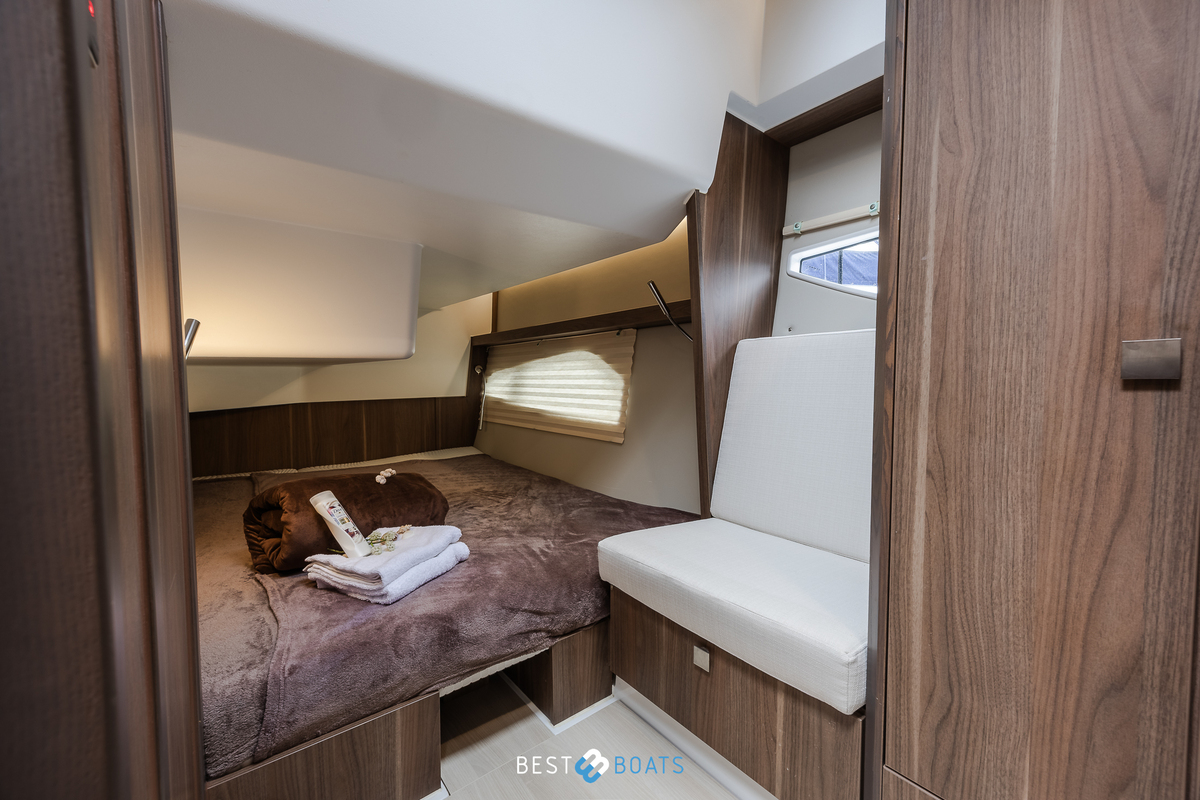 foto: 40 Sealine C330