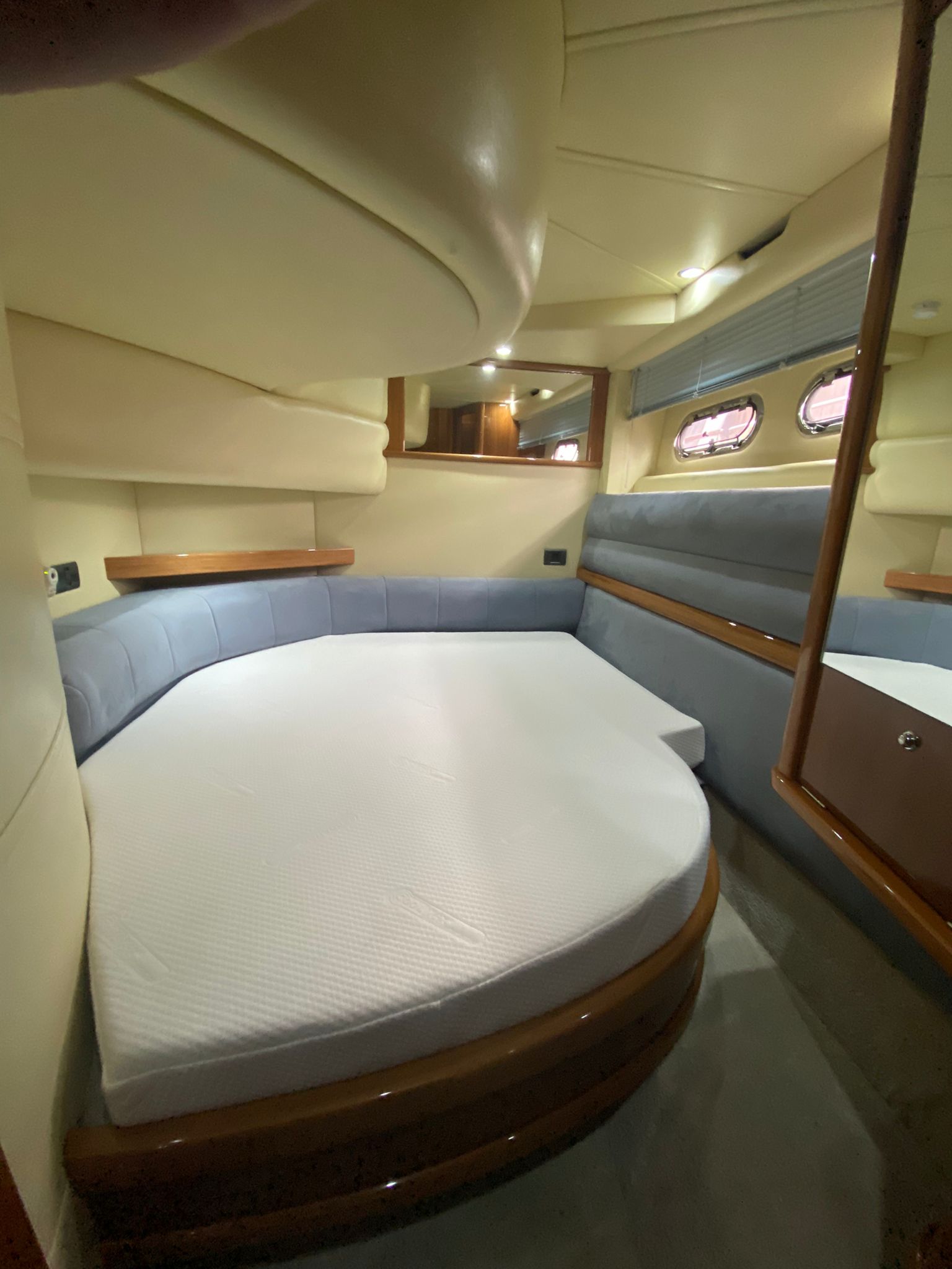 foto: 23 Sealine T52