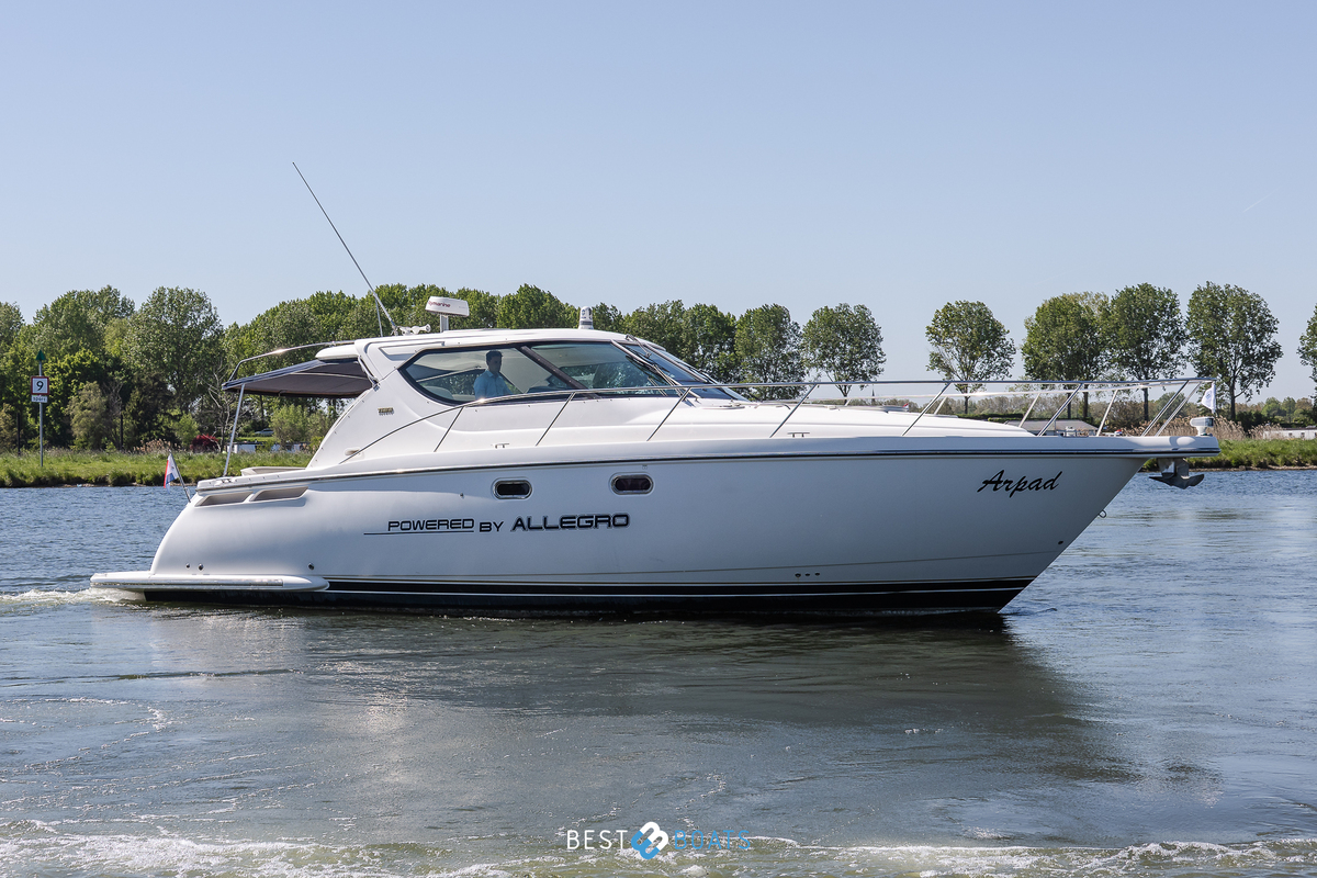 hoofdfoto: 1 Tiara 4300 Sovran