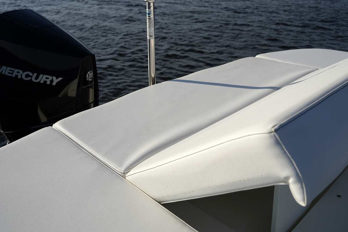 foto: 89 Sea Ray SPX 230 Outboard