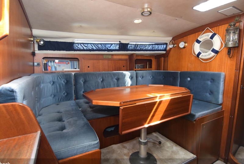 foto: 5 Storebro  33 Royal