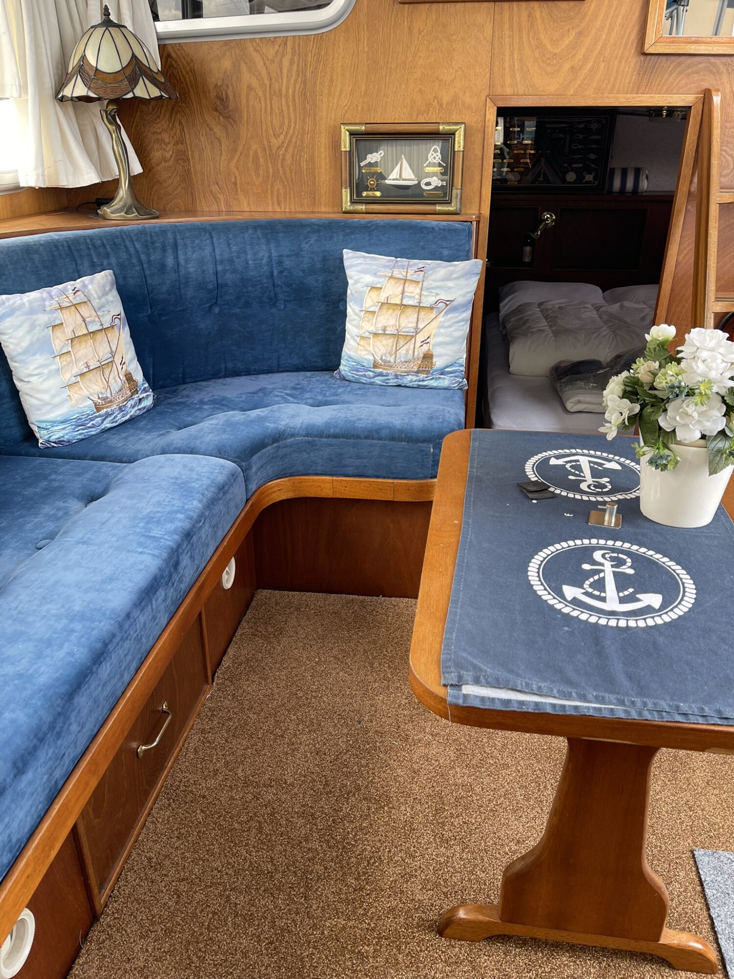 foto: 48 Crown yachts Crown Kruiser 11.90 AK Cabrio