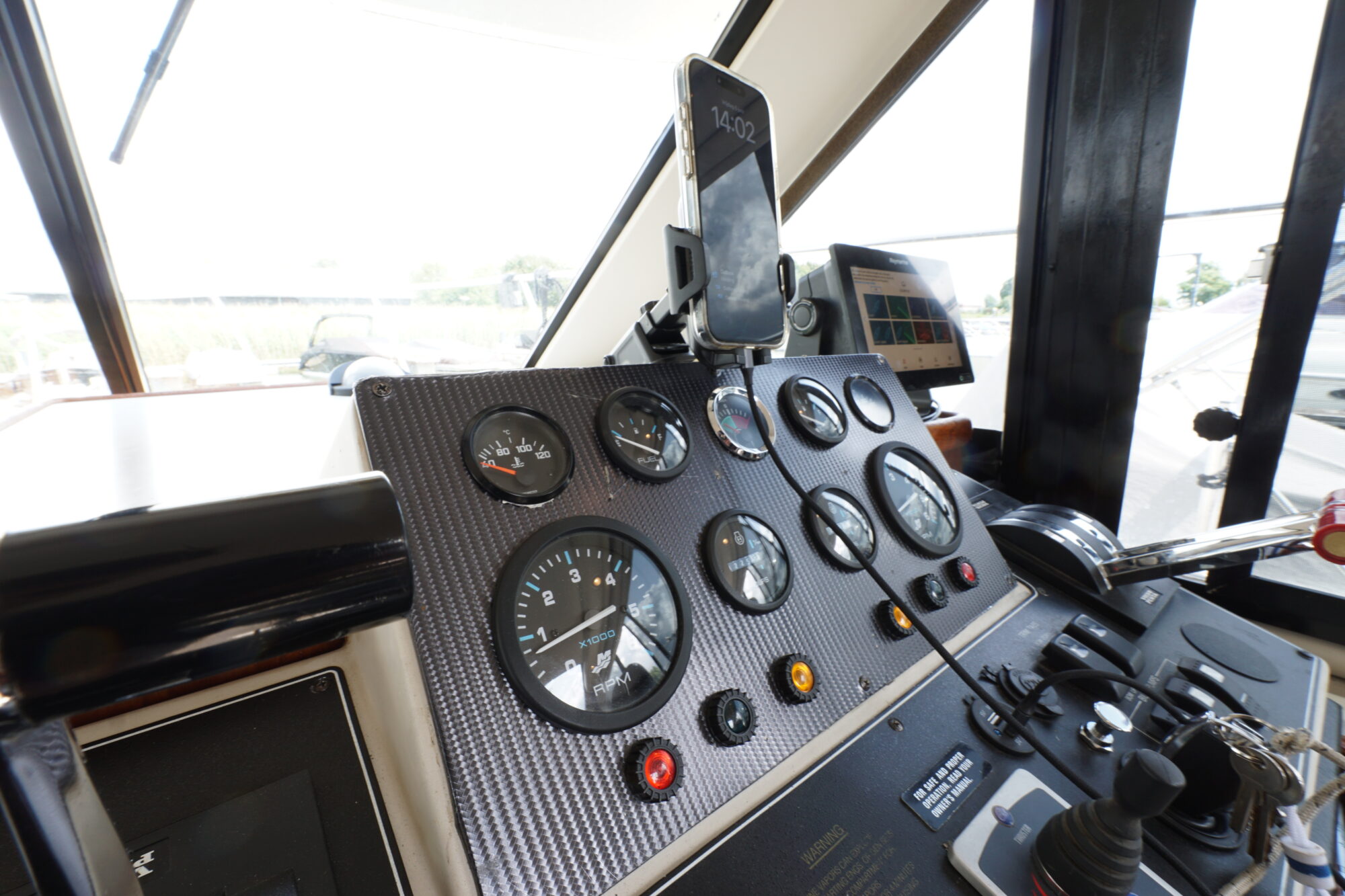 foto: 62 Carver Carver 28 Flybridge