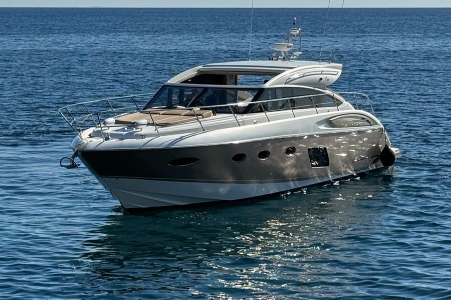 foto: 28 Princess V 57