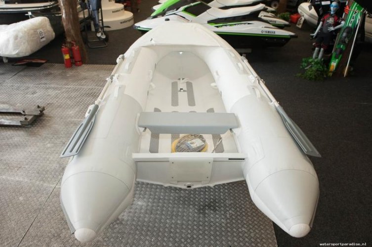 foto: 7 Ribeye TS350 Rib met aluminium kiel