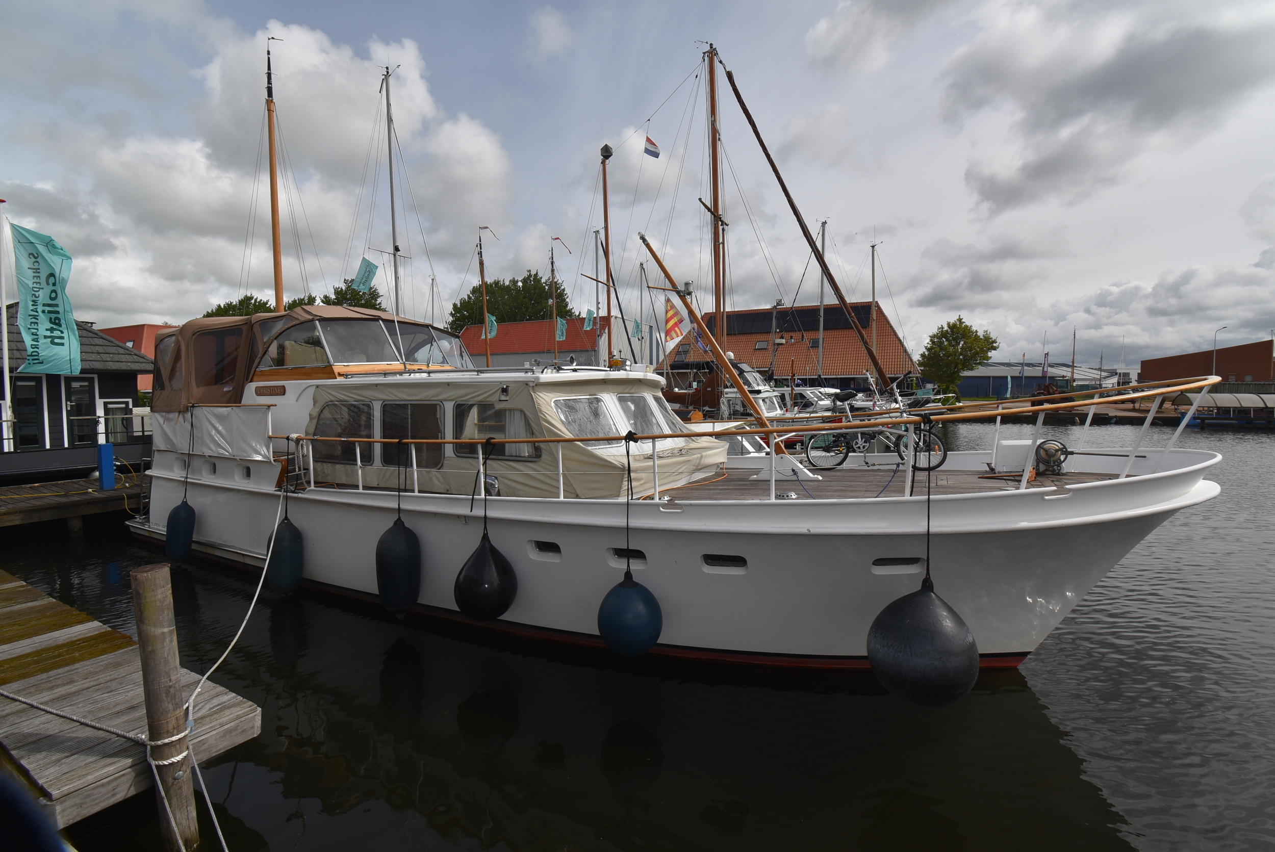 foto: 45 Super Van Craft 1350