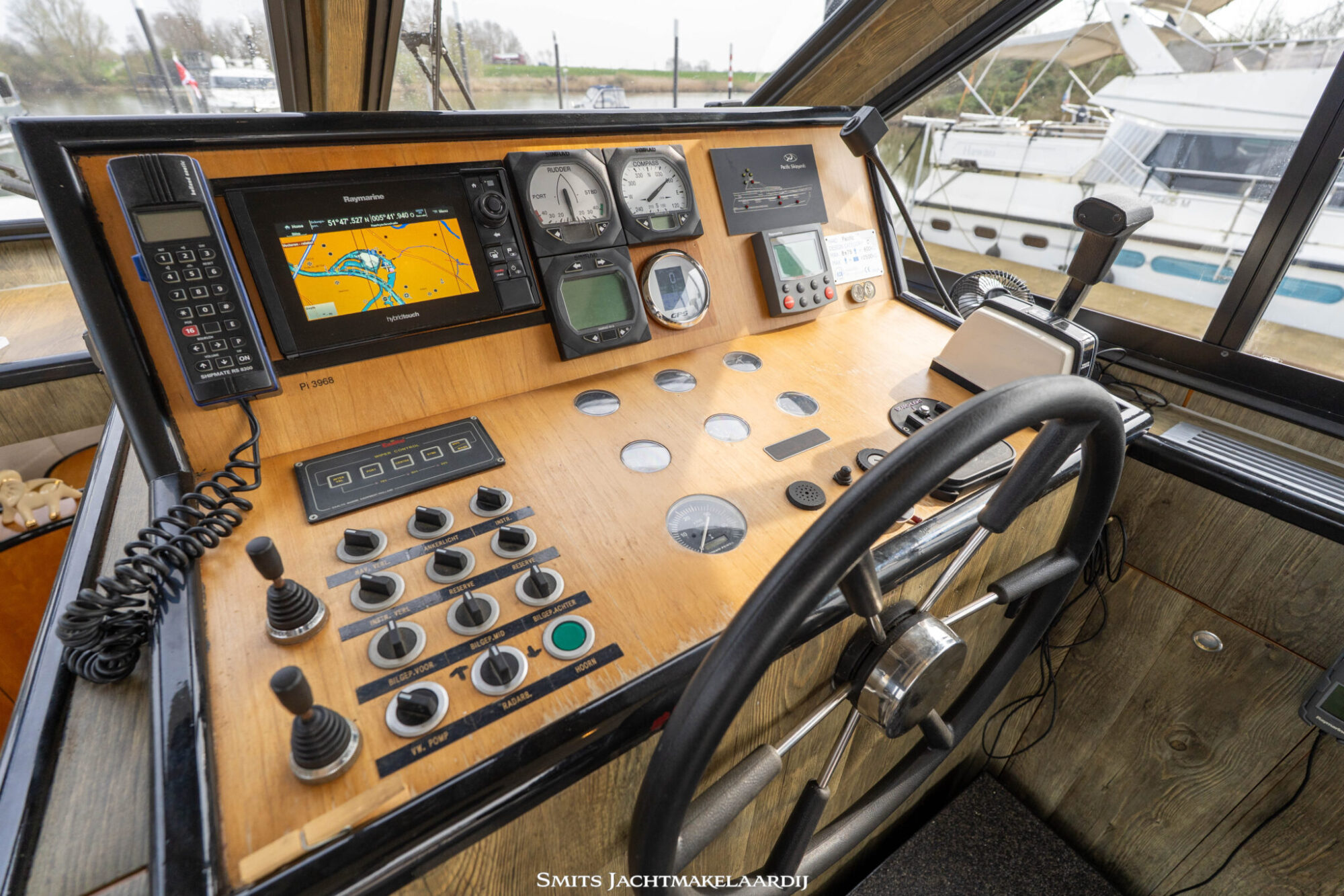 foto: 37 Pacific Pacific Allure 148 VS