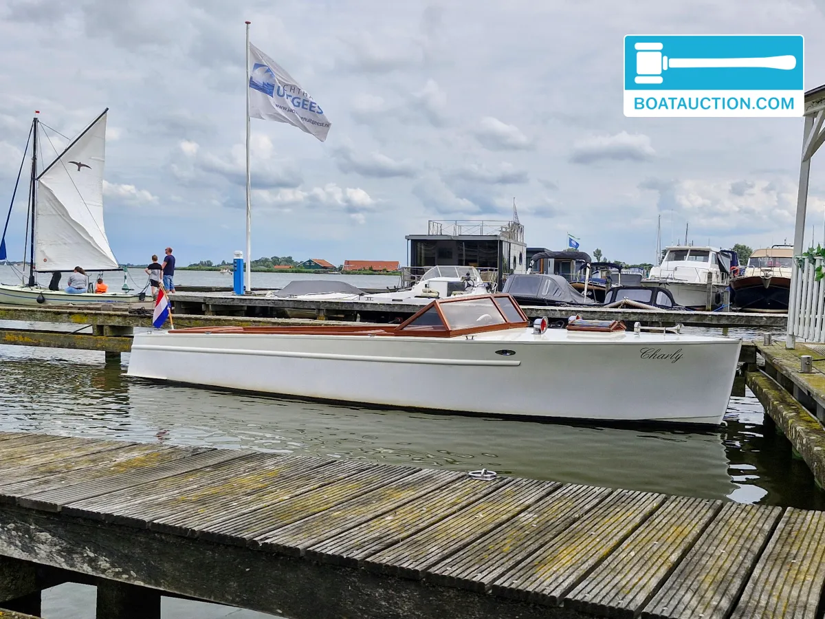 foto: 4 Klassieke Autoboot