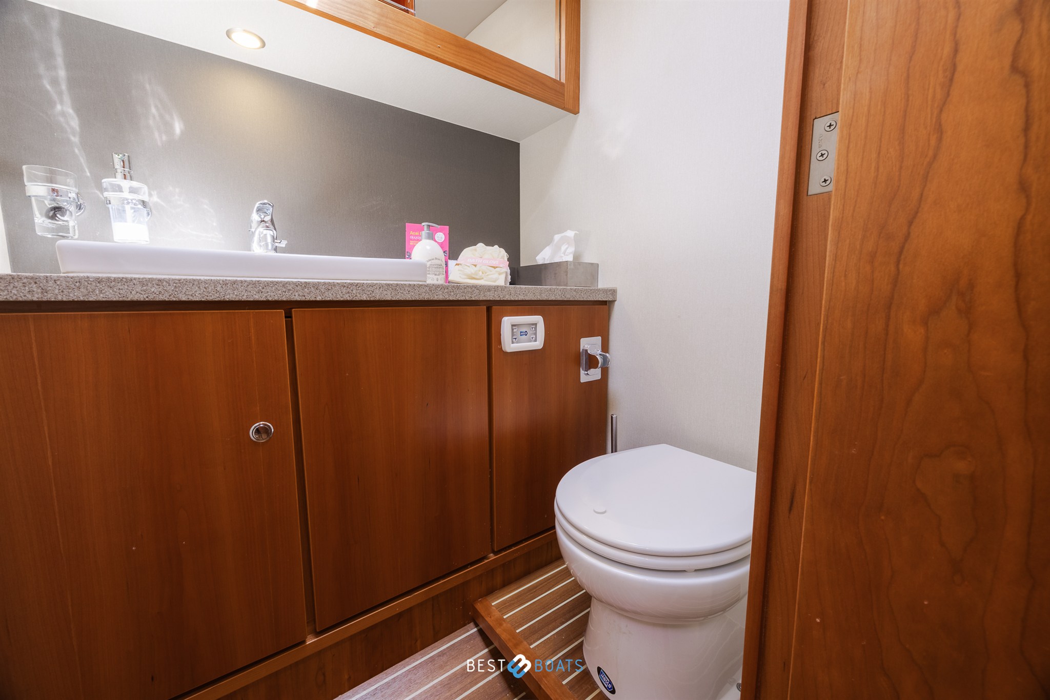 foto: 62 Linssen Grand Sturdy 470 Sedan Wheelhouse