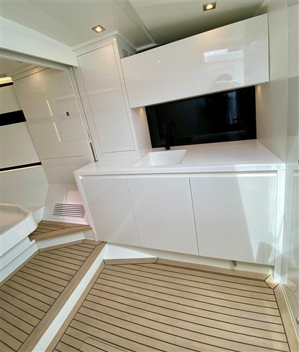 foto: 29 Vandutch 48