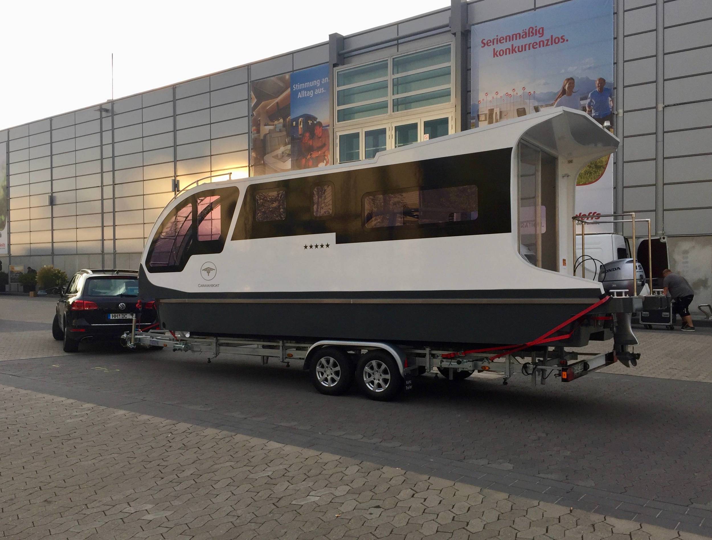 foto: 17 Caravanboat DepartureOne XL (Houseboat)