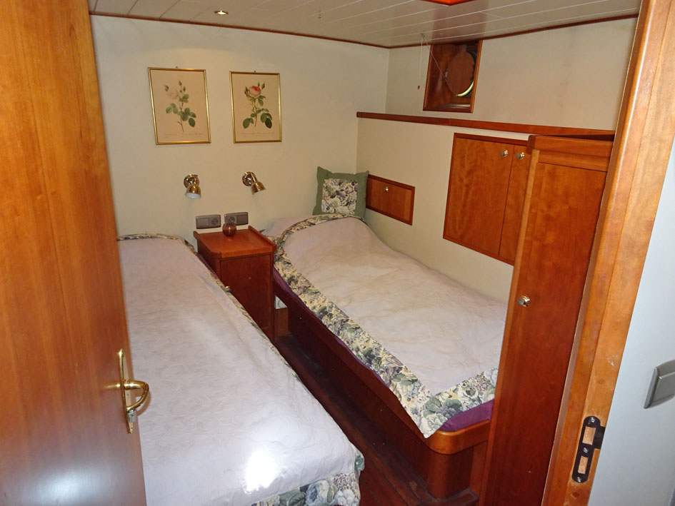 foto: 76 Luxe Motor 24.00, UBC Rijn