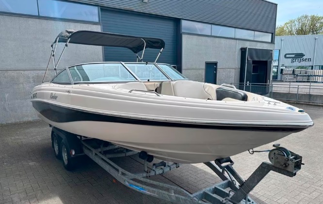 foto: 6  Rinker Captiva  212