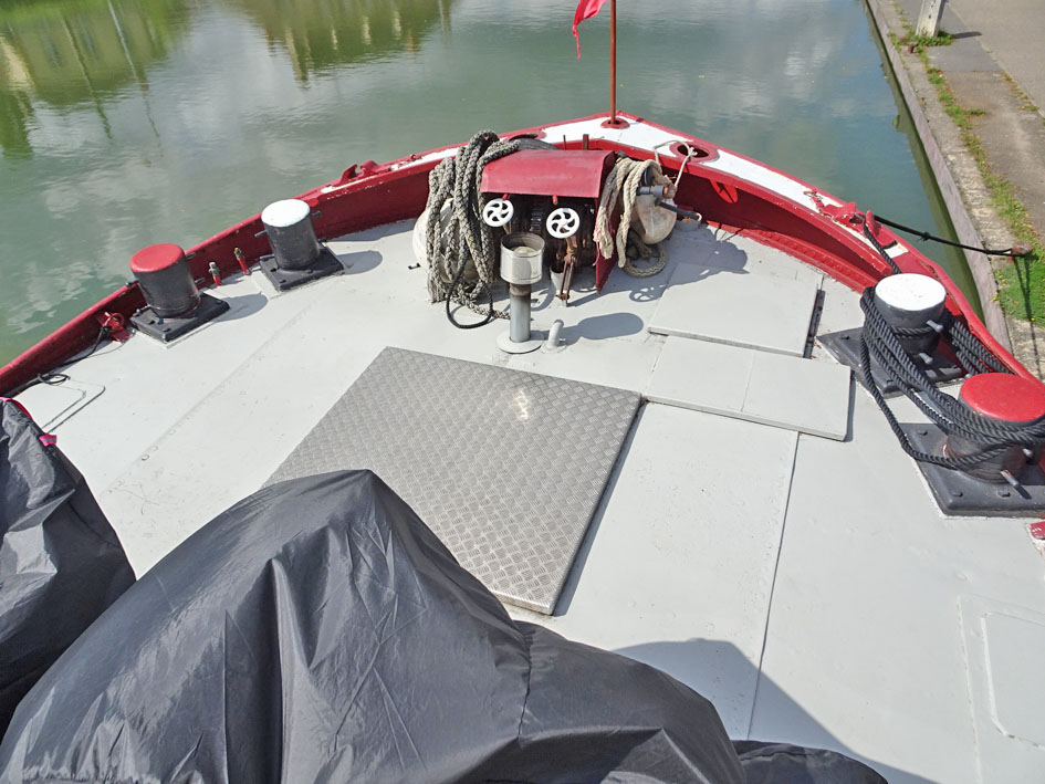 foto: 70 Spits Varend Woonschip 30.53 met UBC