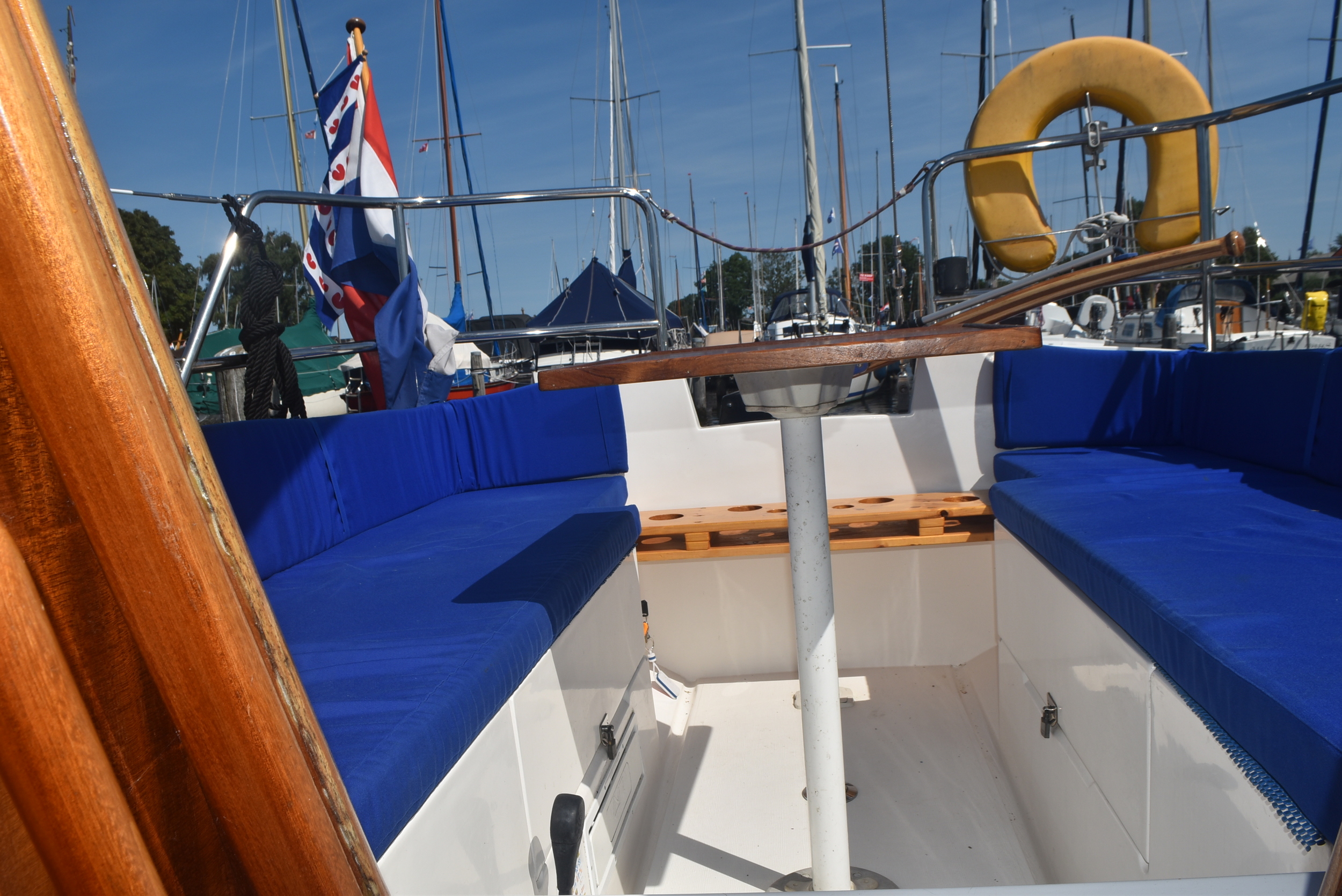 foto: 54 Aquavite 26 