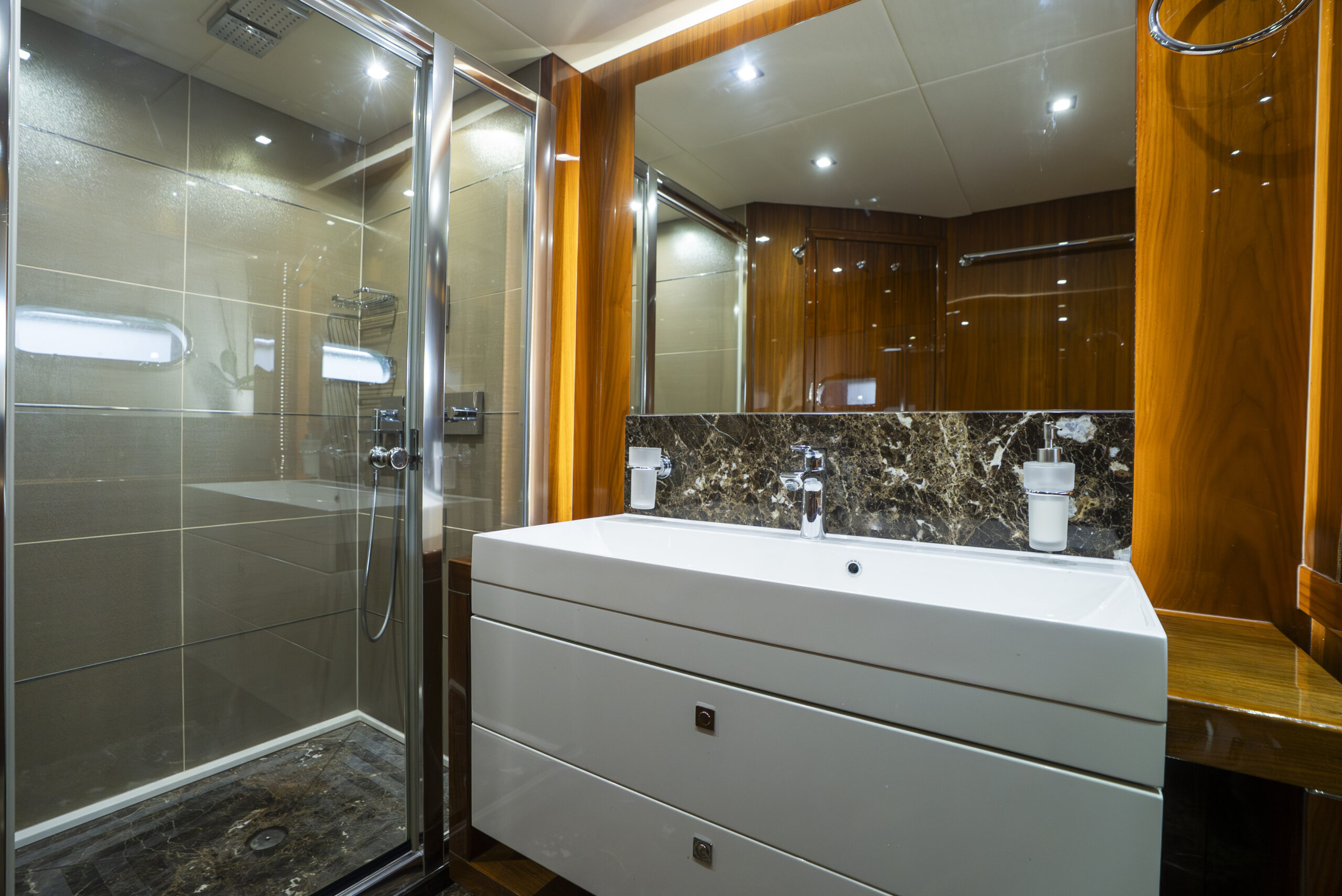 foto: 67 Sunseeker 