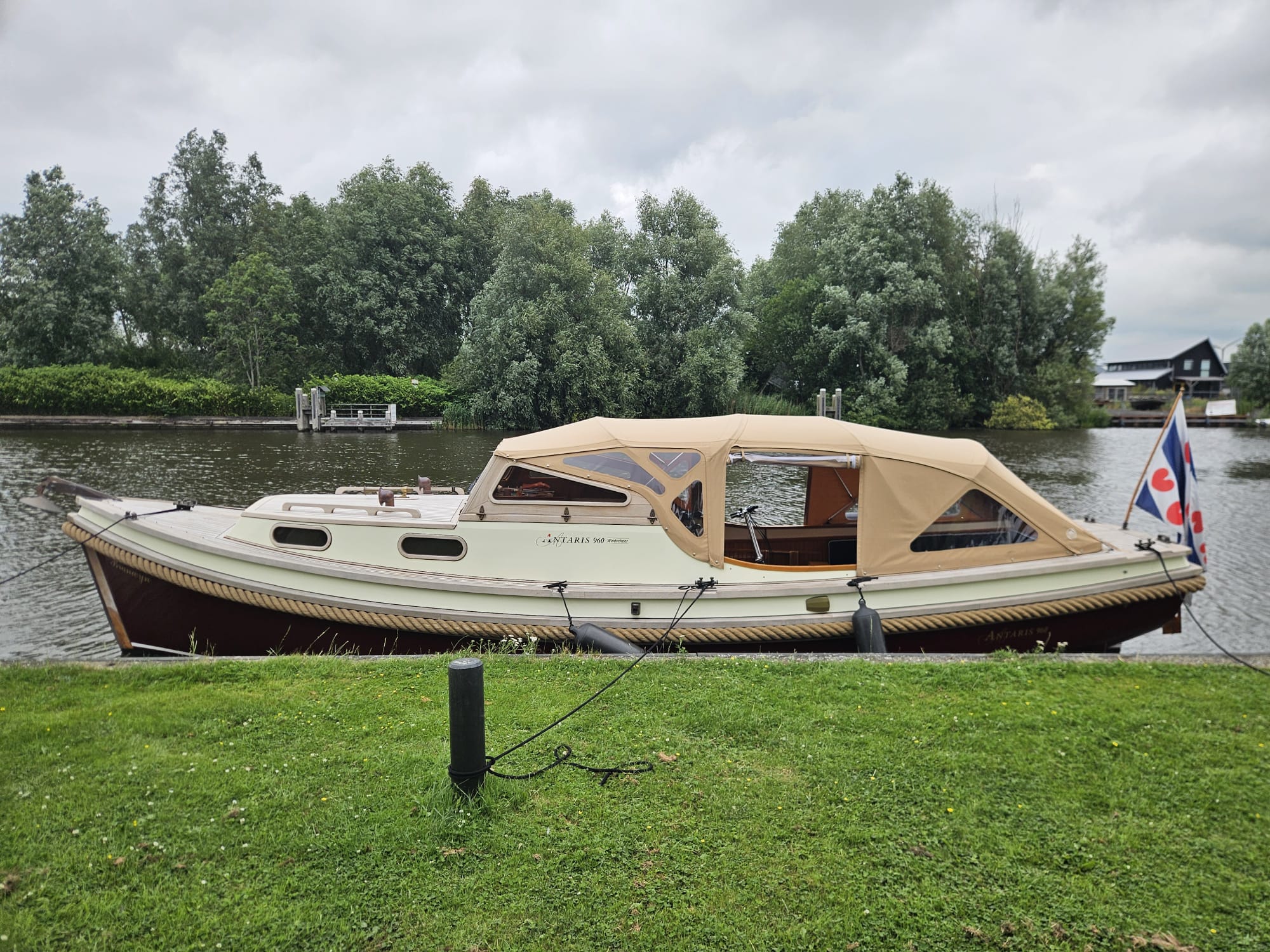 foto: 89 Antaris Antaris Windscheer 9.60 OK