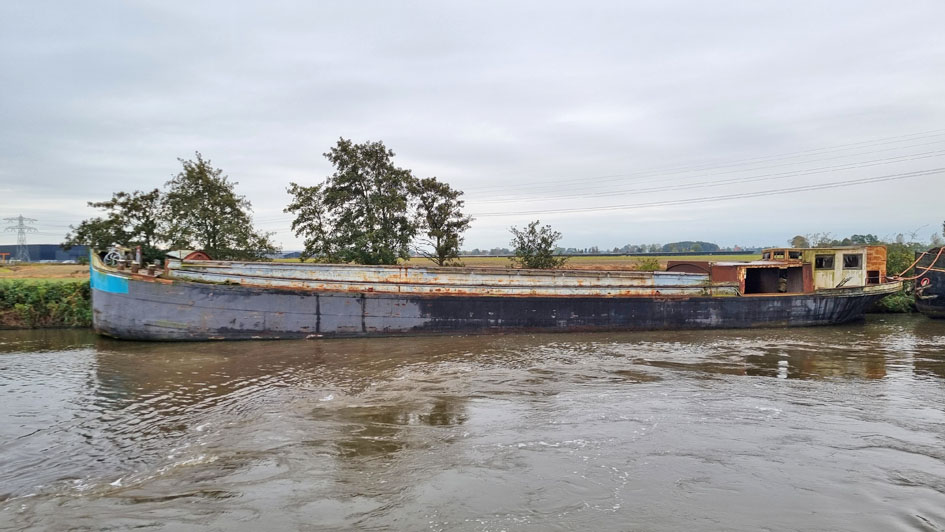 foto: 20 Friese Maatkast 40.00 casco