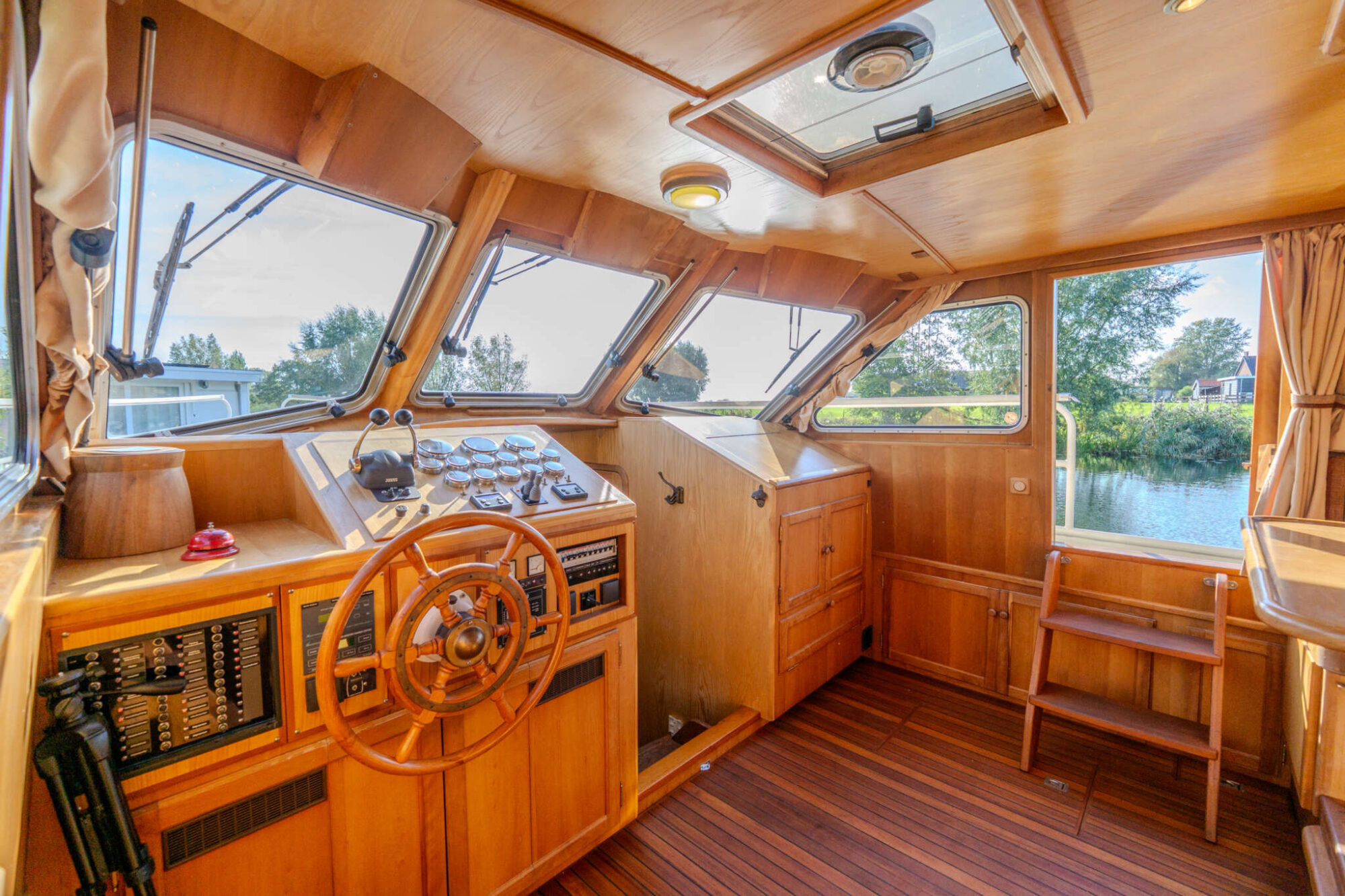 foto: 35 Feltz Feltz Aluminium Kruiser 12.50 AK Cabrio