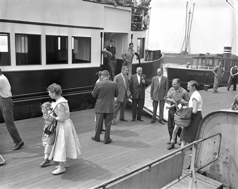 foto: 42 Dockyard 13, Motor tender