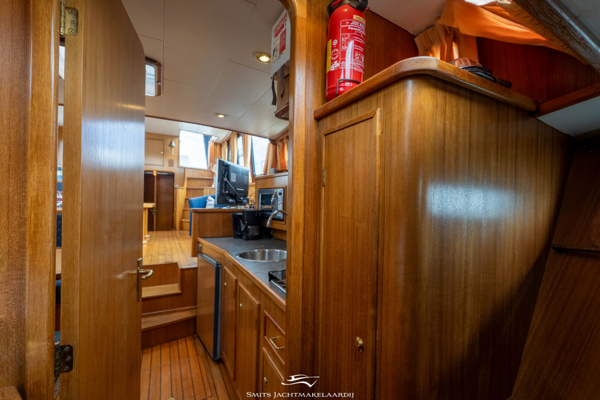 foto: 37 Valkkruiser Valkkruiser 14.00 AK Cabrio