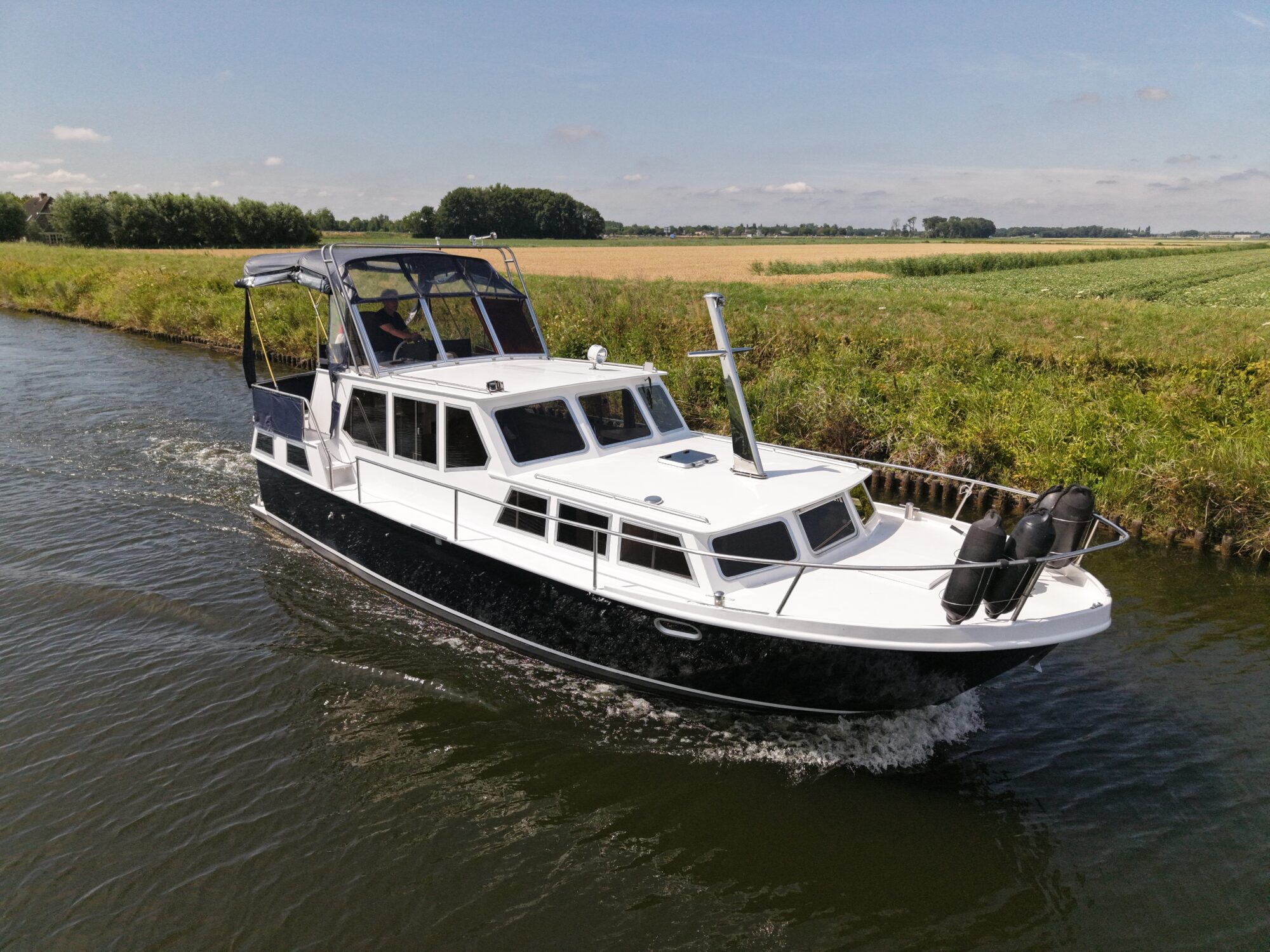 foto: 34 Vechtkruiser Vechtkruiser 10.50 AK Cabrio