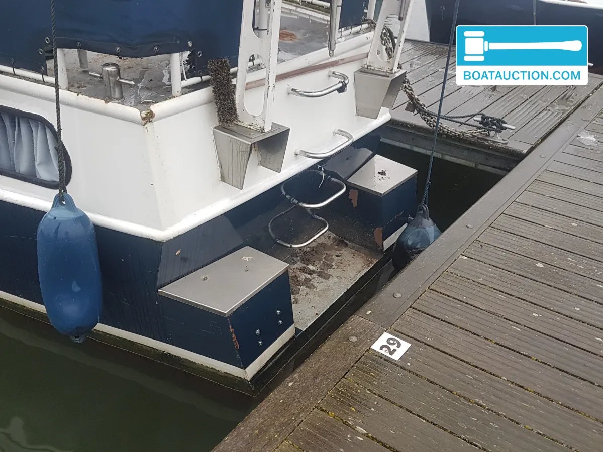 foto: 11 Motorboat 850