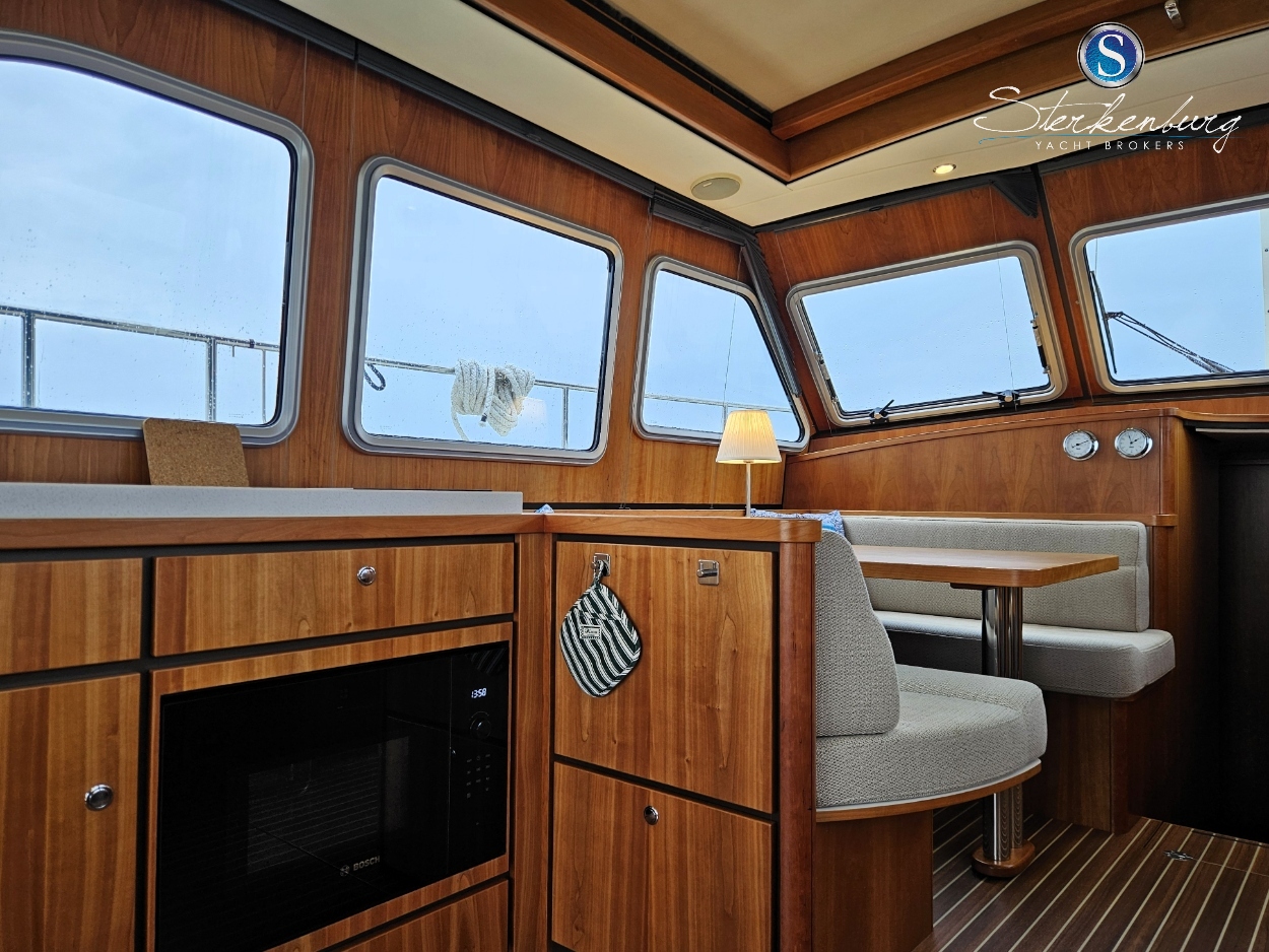 foto: 36 Linssen Grand Sturdy 40.9 Sedan Twin