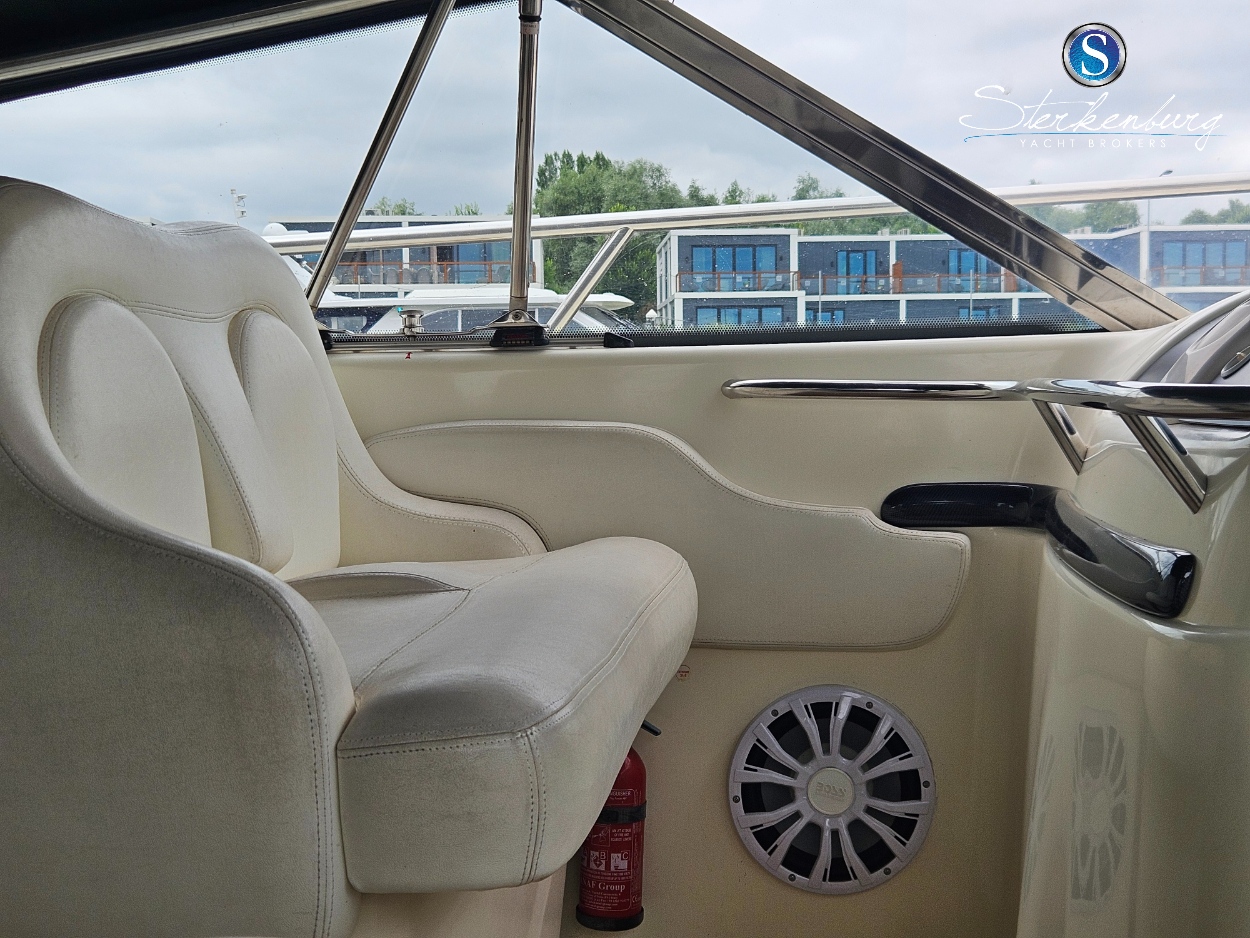foto: 37 Cranchi 50 mediterranee