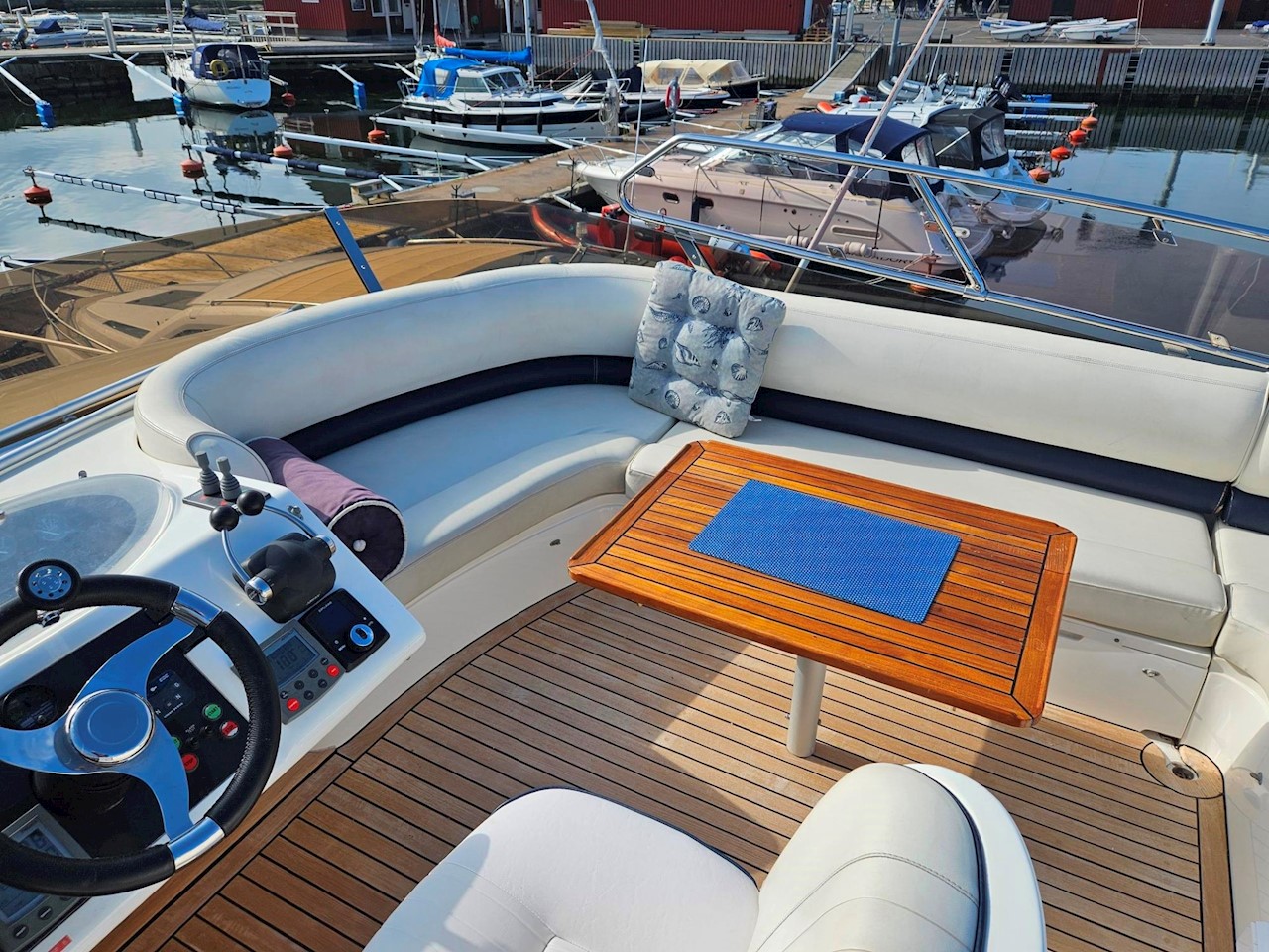 foto: 30 Princess 52 FLY