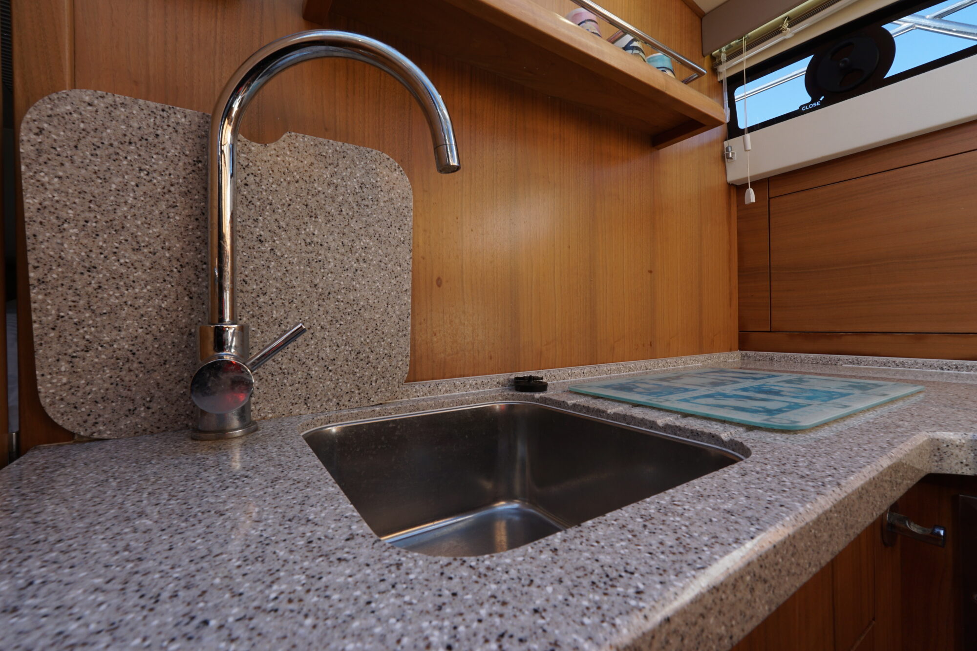 foto: 51 Haines Haines 32 Offshore