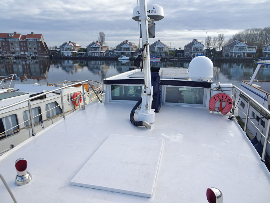 foto: 60 Trawlerjacht 48, zeegaand