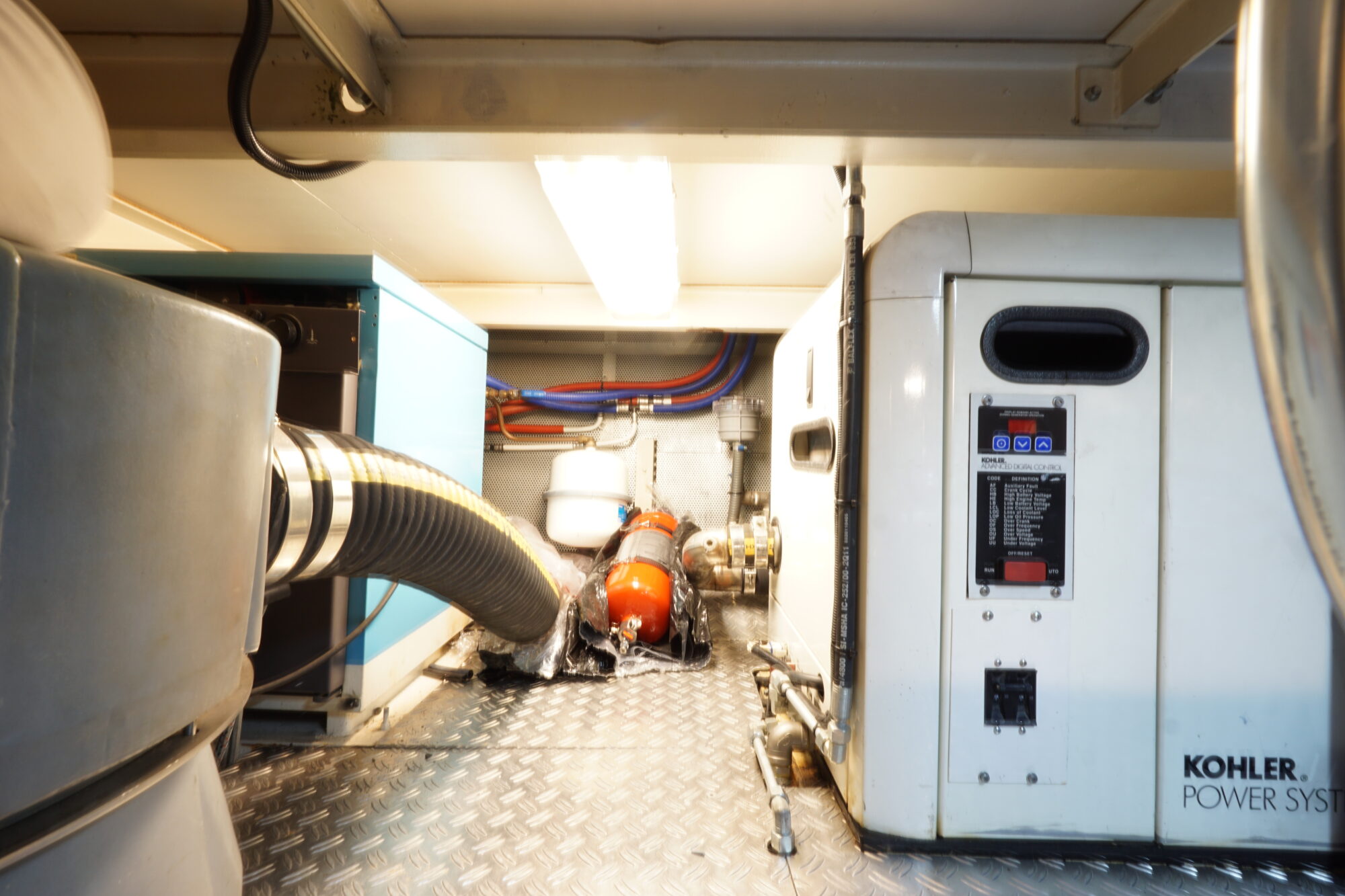 foto: 113 Custen Custen Kruiser 18.00 VS