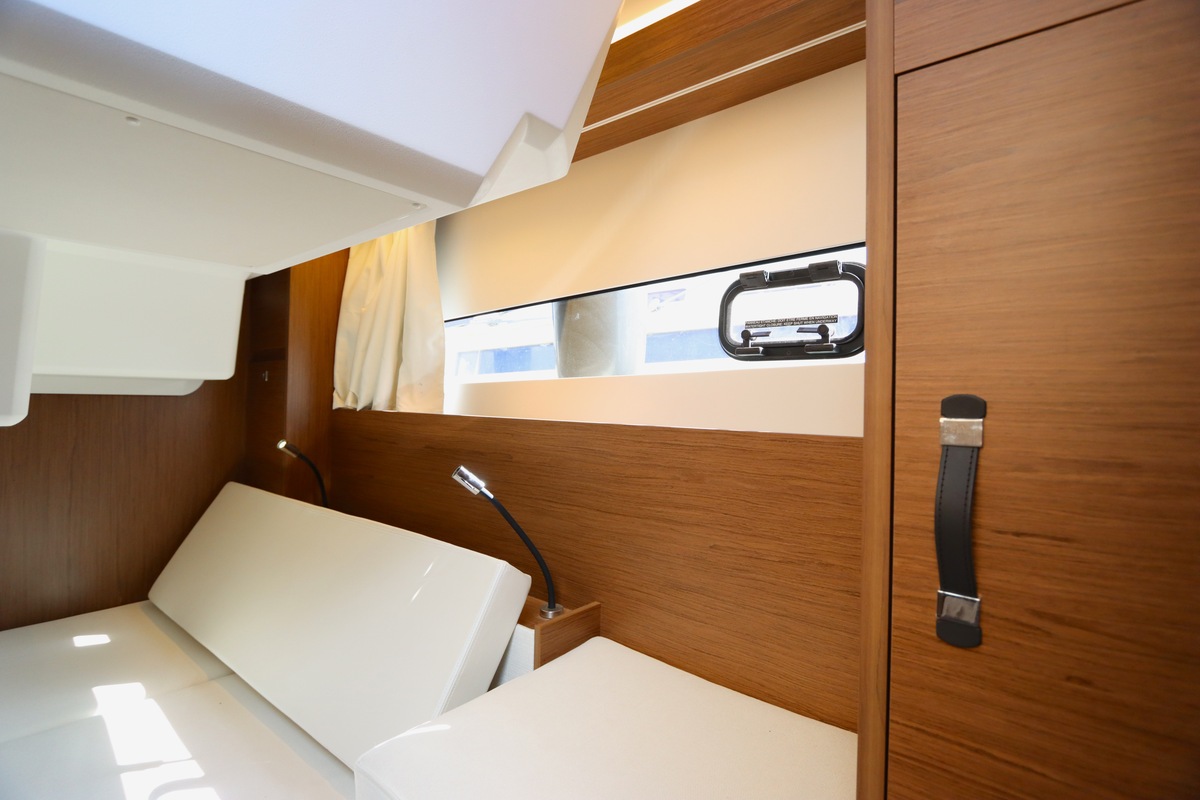 foto: 38 Jeanneau NC 33