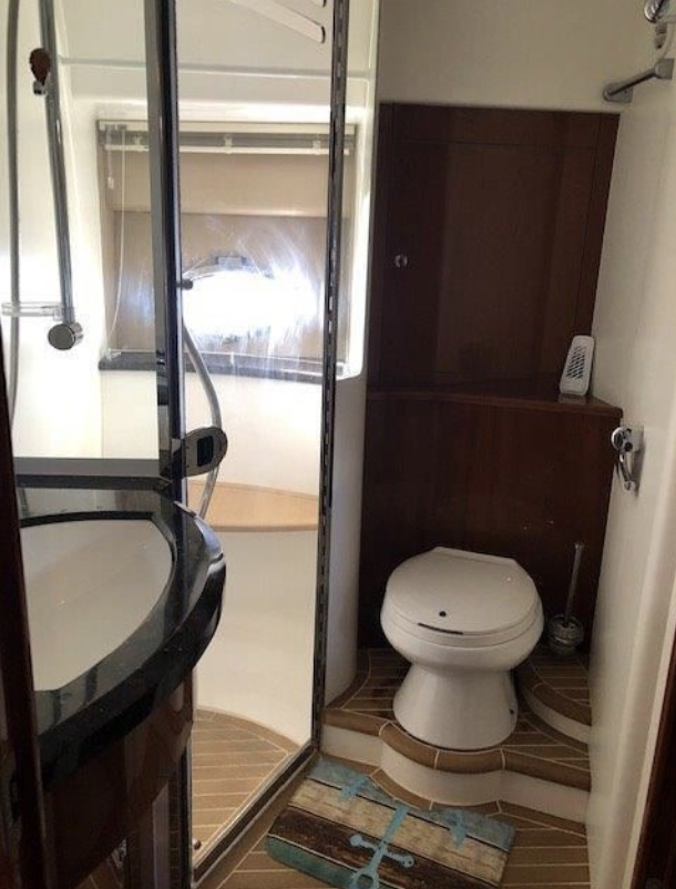 foto: 17 Princess V 58 HT