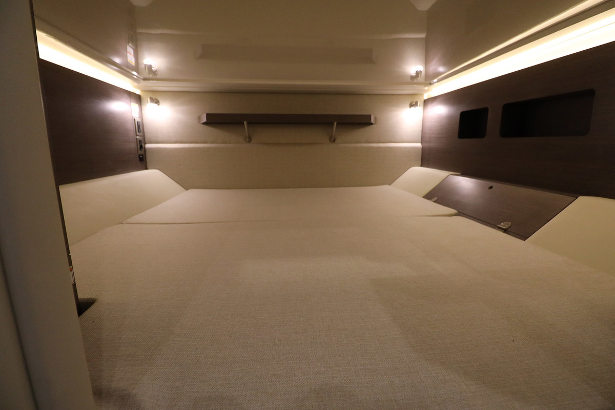 foto: 44 Sea Ray Sundancer 290