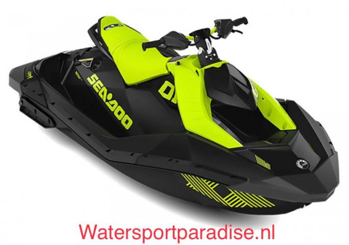 foto: 10 Sea-Doo Spark 2-up Trixx 2023 MANTA GREEN