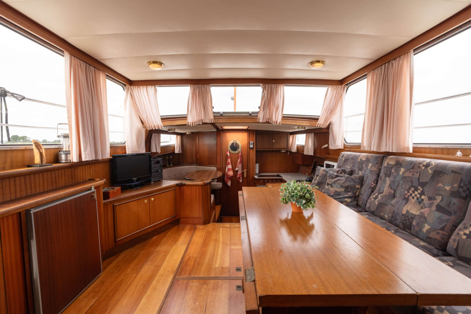 foto: 36 Valkkruiser Valkkruiser 13.50 AK