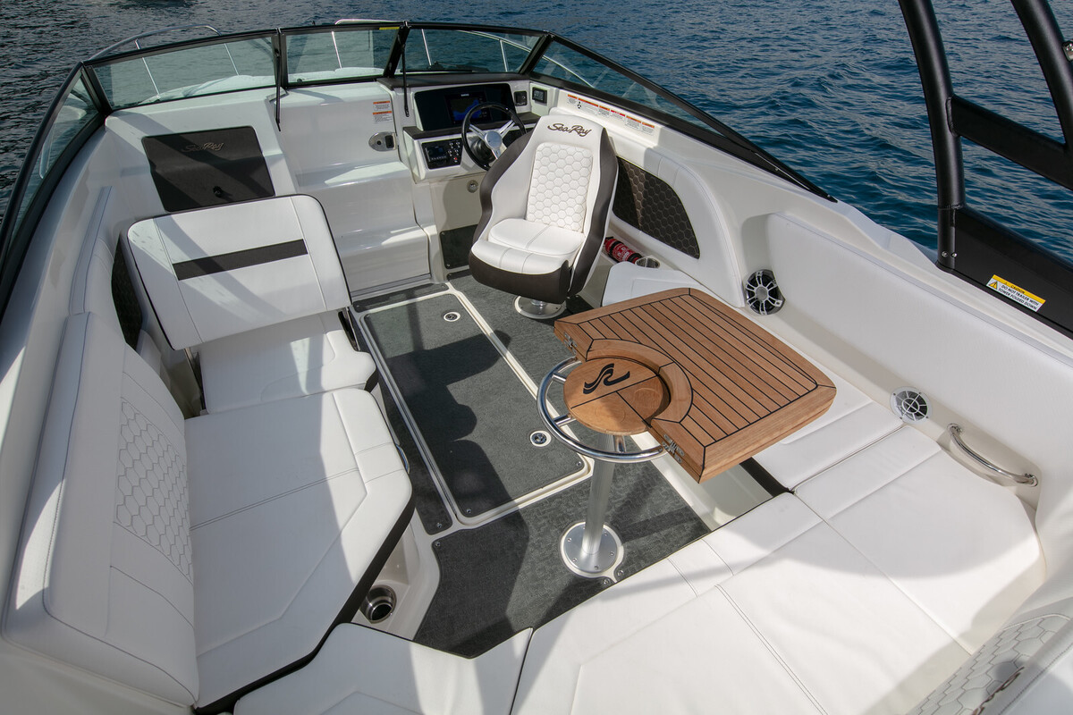 foto: 20 Sea Ray Sun Sport 230 OB