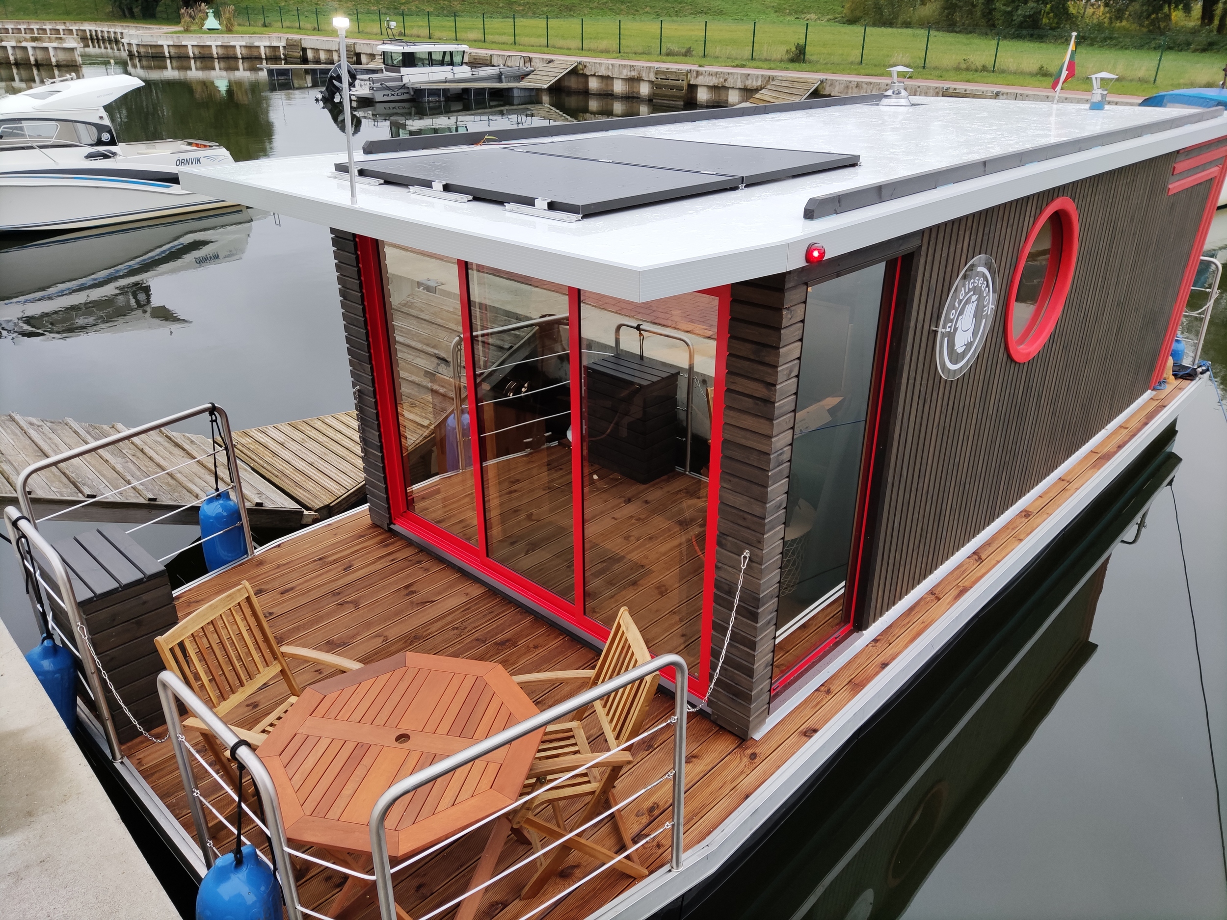 foto: 10 Nordic Season NS 32 Eco 18m2 Houseboat