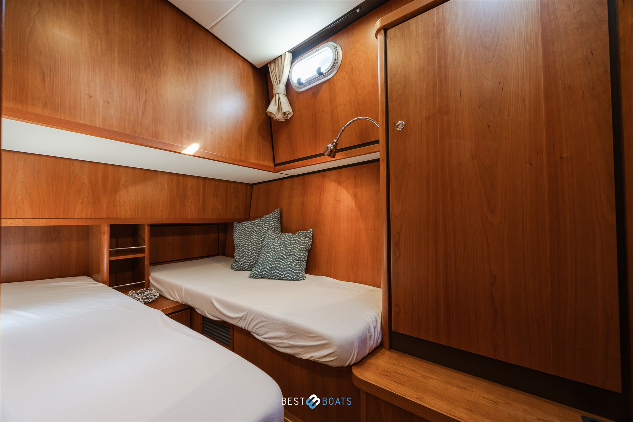 foto: 58 Linssen Grand Sturdy 43.9 AC