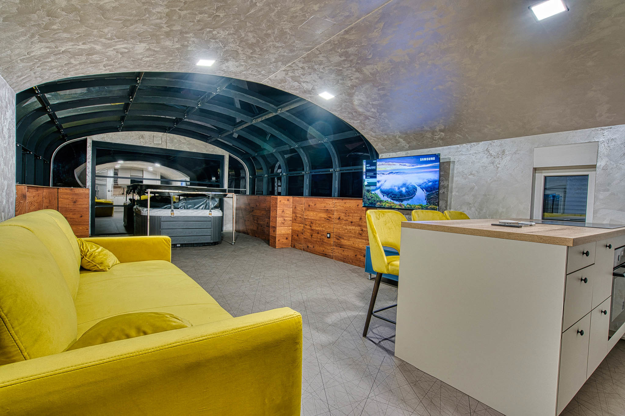 foto: 7 Luxury Homes Houseboat