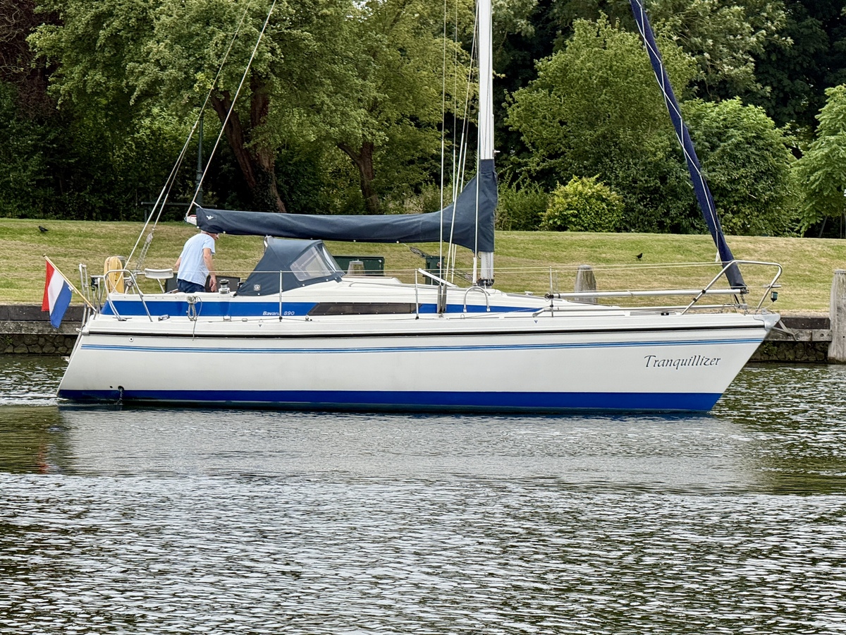 Bavaria  890