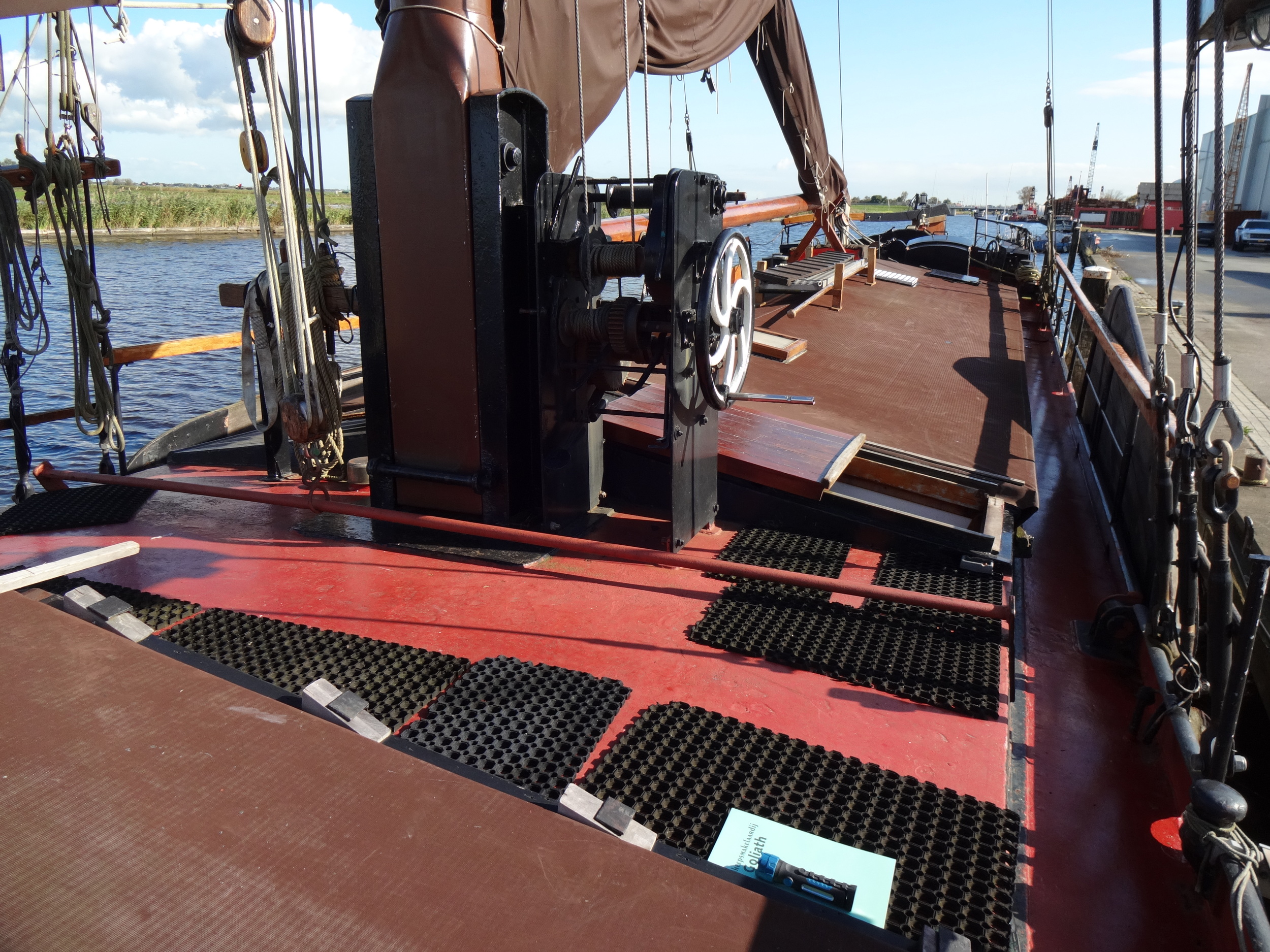 foto: 37 Hasselteraak 24.00 Charter/woonschip