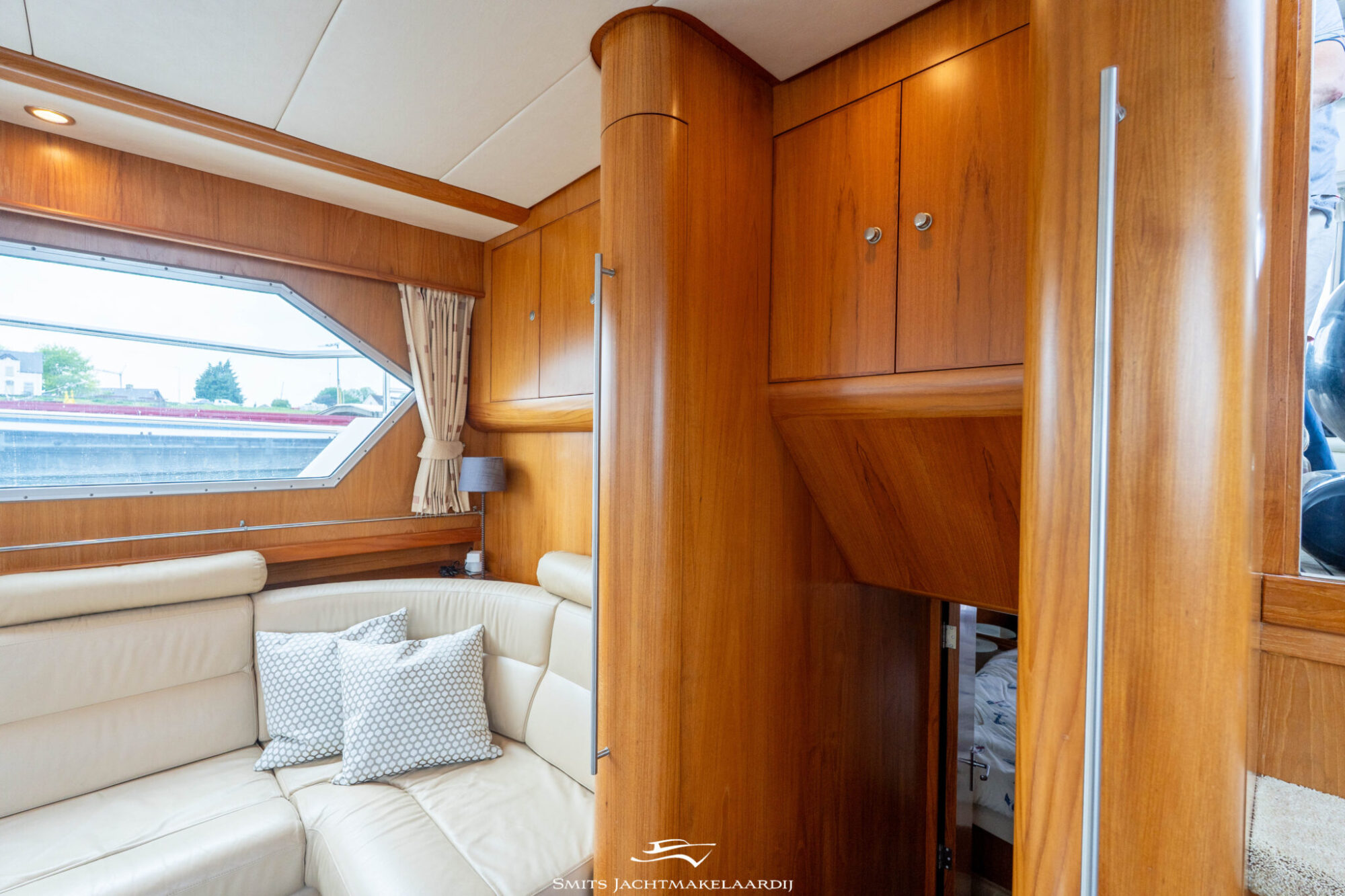 foto: 100 Van der Valk Valk Continental 15.50 Cabrio