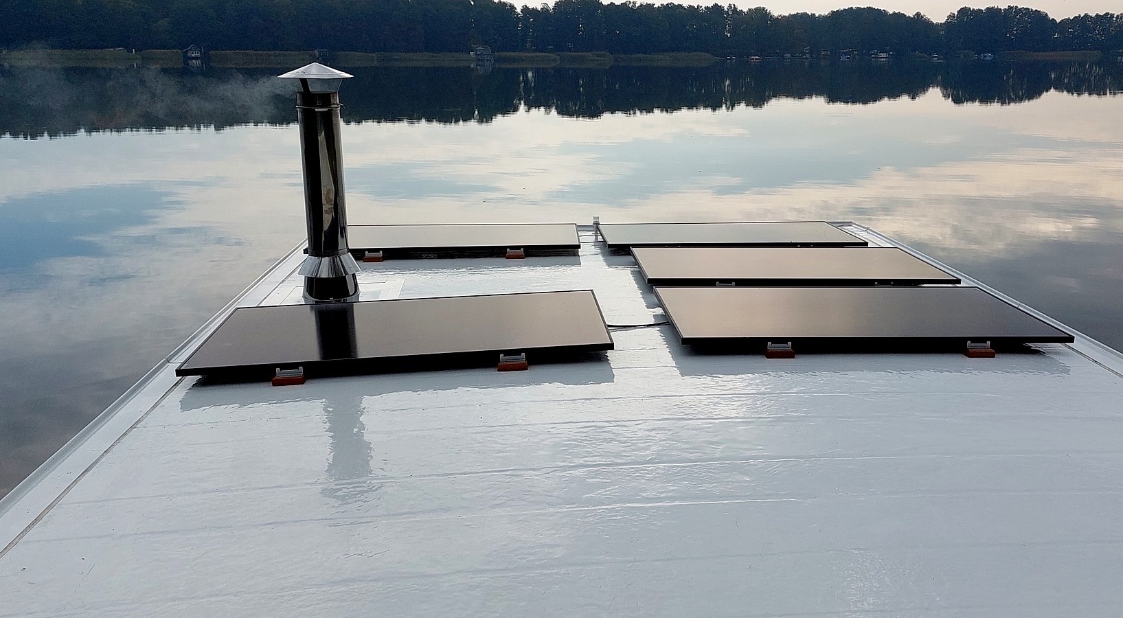 foto: 21 Houseboat ZOE 1200